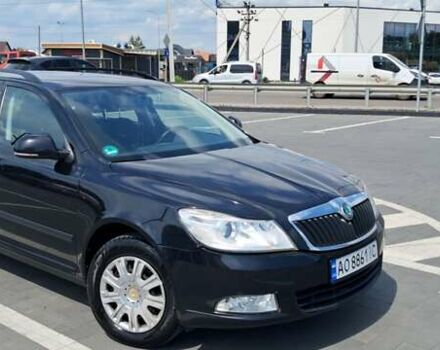 Черный Шкода Октавия, объемом двигателя 1.6 л и пробегом 276 тыс. км за 8100 $, фото 5 на Automoto.ua