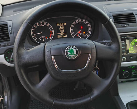 Черный Шкода Октавия, объемом двигателя 1.6 л и пробегом 278 тыс. км за 7950 $, фото 8 на Automoto.ua