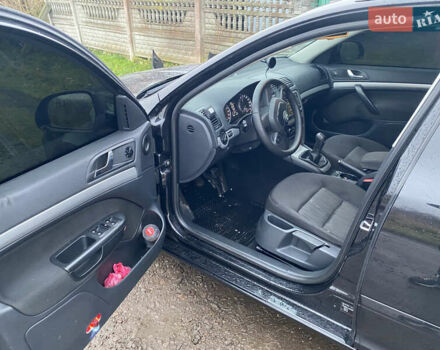 Черный Шкода Октавия, объемом двигателя 1.97 л и пробегом 260 тыс. км за 8500 $, фото 13 на Automoto.ua