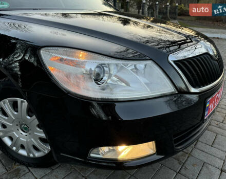 Черный Шкода Октавия, объемом двигателя 1.6 л и пробегом 243 тыс. км за 8350 $, фото 4 на Automoto.ua