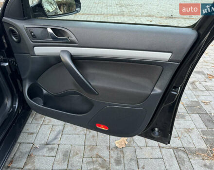 Черный Шкода Октавия, объемом двигателя 1.6 л и пробегом 243 тыс. км за 8350 $, фото 45 на Automoto.ua