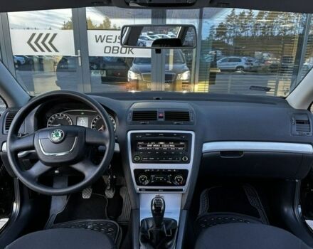 Черный Шкода Октавия, объемом двигателя 2 л и пробегом 250 тыс. км за 2850 $, фото 6 на Automoto.ua