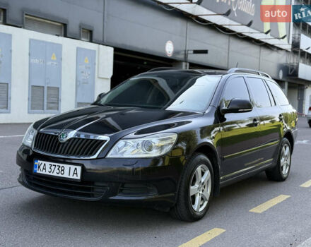 Чорний Шкода Октавія, об'ємом двигуна 1.6 л та пробігом 295 тис. км за 7900 $, фото 5 на Automoto.ua