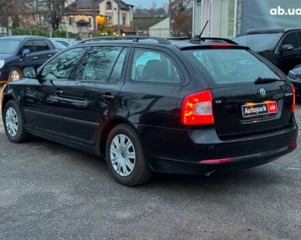 Черный Шкода Октавия, объемом двигателя 1.6 л и пробегом 237 тыс. км за 8190 $, фото 7 на Automoto.ua