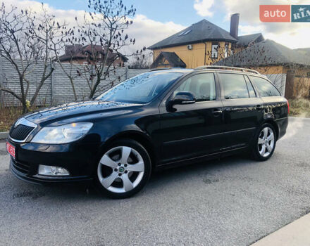 Черный Шкода Октавия, объемом двигателя 1.8 л и пробегом 212 тыс. км за 8200 $, фото 2 на Automoto.ua