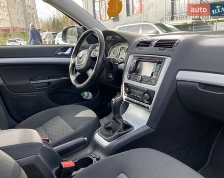 Чорний Шкода Октавія, об'ємом двигуна 1.6 л та пробігом 255 тис. км за 8700 $, фото 23 на Automoto.ua