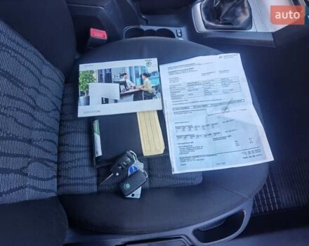 Черный Шкода Октавия, объемом двигателя 2 л и пробегом 178 тыс. км за 10250 $, фото 75 на Automoto.ua