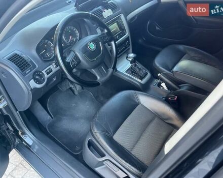 Чорний Шкода Октавія, об'ємом двигуна 1.97 л та пробігом 321 тис. км за 9200 $, фото 6 на Automoto.ua