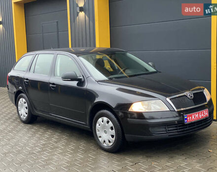 Черный Шкода Октавия, объемом двигателя 1.6 л и пробегом 198 тыс. км за 6999 $, фото 23 на Automoto.ua