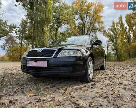 Шкода Октавия 2011 в Полтаве на Automoto.ua Черный Шкода Октавия, объемом двигателя 1.6 л и пробегом 220 тыс. км за 7600 $, фото 2 на Automoto.ua