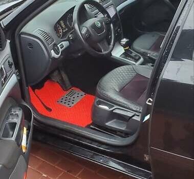 Чорний Шкода Октавія, об'ємом двигуна 1.6 л та пробігом 292 тис. км за 8800 $, фото 8 на Automoto.ua