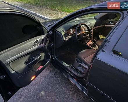 Черный Шкода Октавия, объемом двигателя 1.8 л и пробегом 232 тыс. км за 9900 $, фото 27 на Automoto.ua