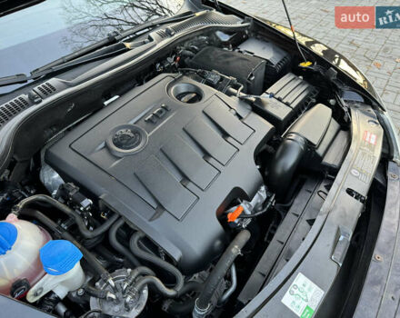 Черный Шкода Октавия, объемом двигателя 1.6 л и пробегом 243 тыс. км за 8350 $, фото 87 на Automoto.ua