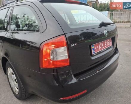 Черный Шкода Октавия, объемом двигателя 1.6 л и пробегом 221 тыс. км за 8750 $, фото 17 на Automoto.ua
