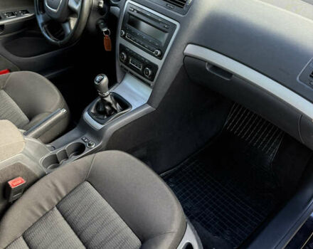 Черный Шкода Октавия, объемом двигателя 1.8 л и пробегом 222 тыс. км за 7200 $, фото 9 на Automoto.ua