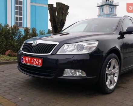 Чорний Шкода Октавія, об'ємом двигуна 1.6 л та пробігом 248 тис. км за 8500 $, фото 1 на Automoto.ua