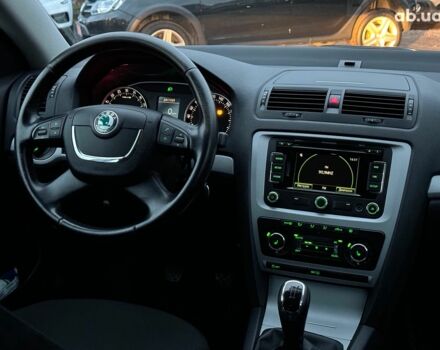 Черный Шкода Октавия, объемом двигателя 1.6 л и пробегом 237 тыс. км за 8190 $, фото 19 на Automoto.ua