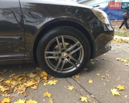 Черный Шкода Октавия, объемом двигателя 1.6 л и пробегом 243 тыс. км за 8999 $, фото 5 на Automoto.ua