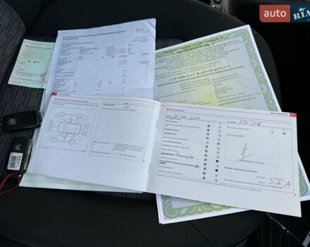 Черный Шкода Октавия, объемом двигателя 1.6 л и пробегом 243 тыс. км за 8350 $, фото 40 на Automoto.ua