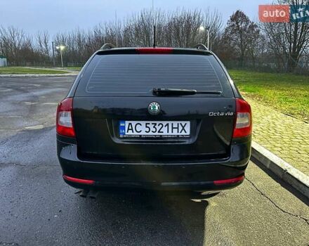 Черный Шкода Октавия, объемом двигателя 1.8 л и пробегом 232 тыс. км за 9900 $, фото 11 на Automoto.ua