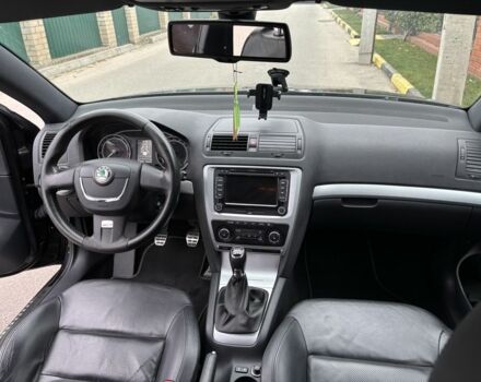 Черный Шкода Октавия, объемом двигателя 2 л и пробегом 260 тыс. км за 8700 $, фото 16 на Automoto.ua