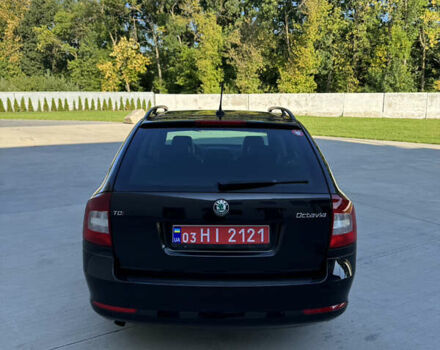 Черный Шкода Октавия, объемом двигателя 2 л и пробегом 270 тыс. км за 9800 $, фото 4 на Automoto.ua