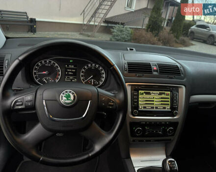 Черный Шкода Октавия, объемом двигателя 1.99 л и пробегом 211 тыс. км за 10755 $, фото 51 на Automoto.ua