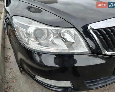 Шкода Октавія 2011 у Борисполе на Automoto.ua Чорний Шкода Октавія, об'ємом двигуна 1.6 л та пробігом 348 тис. км за 8700 $, фото 7 на Automoto.ua