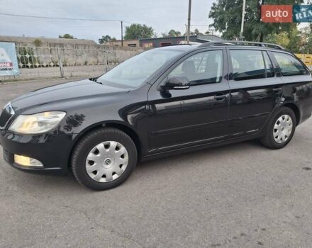 Черный Шкода Октавия, объемом двигателя 1.6 л и пробегом 221 тыс. км за 8750 $, фото 2 на Automoto.ua