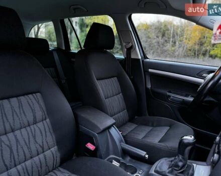 Шкода Октавия 2011 в Конотопе на Automoto.ua Черный Шкода Октавия, объемом двигателя 1.8 л и пробегом 197 тыс. км за 8600 $, фото 22 на Automoto.ua