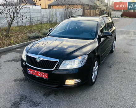 Черный Шкода Октавия, объемом двигателя 1.8 л и пробегом 212 тыс. км за 8200 $, фото 5 на Automoto.ua