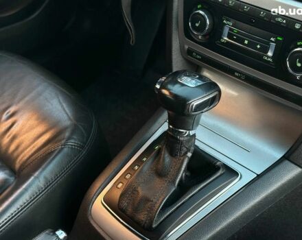 Шкода Октавия 2011 в Одессе на Automoto.ua Черный Шкода Октавия, объемом двигателя 1.6 л и пробегом 313 тыс. км за 9490 $, фото 5 на Automoto.ua