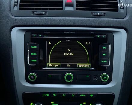 Черный Шкода Октавия, объемом двигателя 1.6 л и пробегом 237 тыс. км за 8190 $, фото 22 на Automoto.ua