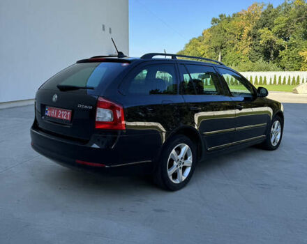 Черный Шкода Октавия, объемом двигателя 2 л и пробегом 270 тыс. км за 9800 $, фото 5 на Automoto.ua