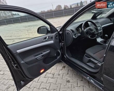 Чорний Шкода Октавія, об'ємом двигуна 1.8 л та пробігом 212 тис. км за 7100 $, фото 36 на Automoto.ua