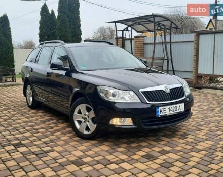 Черный Шкода Октавия, объемом двигателя 1.6 л и пробегом 201 тыс. км за 7300 $, фото 1 на Automoto.ua