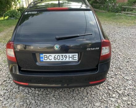 Черный Шкода Октавия, объемом двигателя 2 л и пробегом 277 тыс. км за 8200 $, фото 2 на Automoto.ua