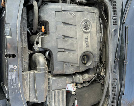 Черный Шкода Октавия, объемом двигателя 1.6 л и пробегом 200 тыс. км за 8800 $, фото 13 на Automoto.ua