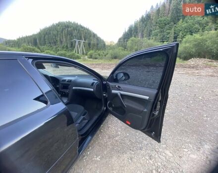 Черный Шкода Октавия, объемом двигателя 1.6 л и пробегом 243 тыс. км за 8786 $, фото 6 на Automoto.ua