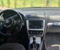 Черный Шкода Октавия, объемом двигателя 2 л и пробегом 267 тыс. км за 11400 $, фото 14 на Automoto.ua