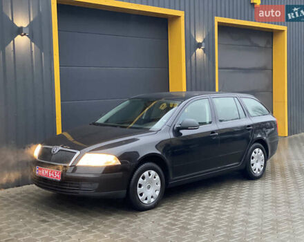 Черный Шкода Октавия, объемом двигателя 1.6 л и пробегом 198 тыс. км за 6999 $, фото 13 на Automoto.ua