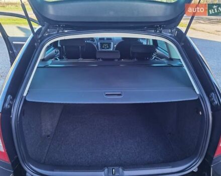 Черный Шкода Октавия, объемом двигателя 2 л и пробегом 178 тыс. км за 10250 $, фото 24 на Automoto.ua