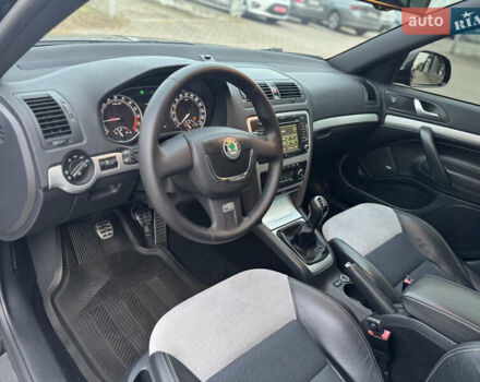 Шкода Октавия 2011 в Ровно на Automoto.ua Черный Шкода Октавия, объемом двигателя 1.97 л и пробегом 280 тыс. км за 9750 $, фото 33 на Automoto.ua