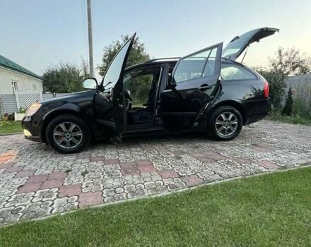 Черный Шкода Октавия, объемом двигателя 1.8 л и пробегом 230 тыс. км за 7700 $, фото 5 на Automoto.ua