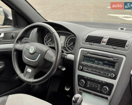 Чорний Шкода Октавія, об'ємом двигуна 1.98 л та пробігом 217 тис. км за 9500 $, фото 53 на Automoto.ua