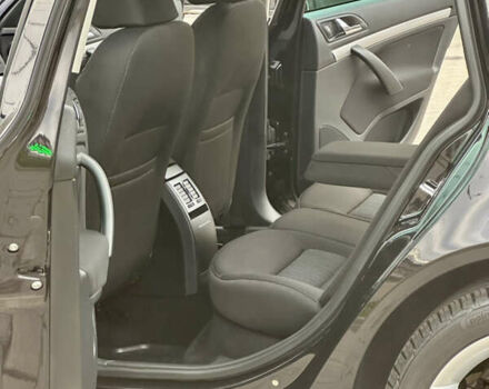 Черный Шкода Октавия, объемом двигателя 1.6 л и пробегом 157 тыс. км за 11390 $, фото 23 на Automoto.ua