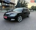 Черный Шкода Октавия, объемом двигателя 1.8 л и пробегом 180 тыс. км за 8200 $, фото 1 на Automoto.ua
