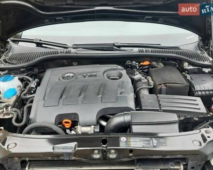 Черный Шкода Октавия, объемом двигателя 1.6 л и пробегом 201 тыс. км за 7300 $, фото 17 на Automoto.ua