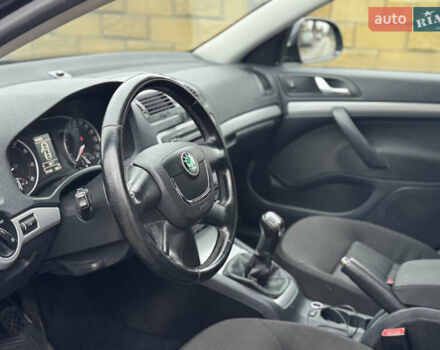 Чорний Шкода Октавія, об'ємом двигуна 1.8 л та пробігом 178 тис. км за 7999 $, фото 28 на Automoto.ua