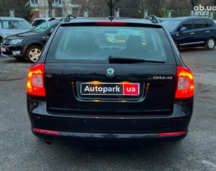 Черный Шкода Октавия, объемом двигателя 1.6 л и пробегом 237 тыс. км за 8190 $, фото 6 на Automoto.ua